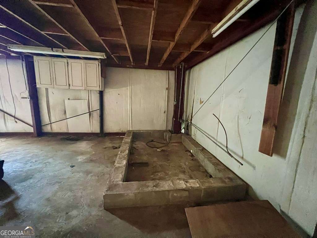 82 Cook Road Hazlehurst, GA 31539 - Photo 55 of 57 a view of an entryway