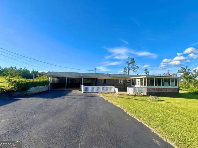 $203,400 | 82 Cook Road, Hazlehurst, GA 31539