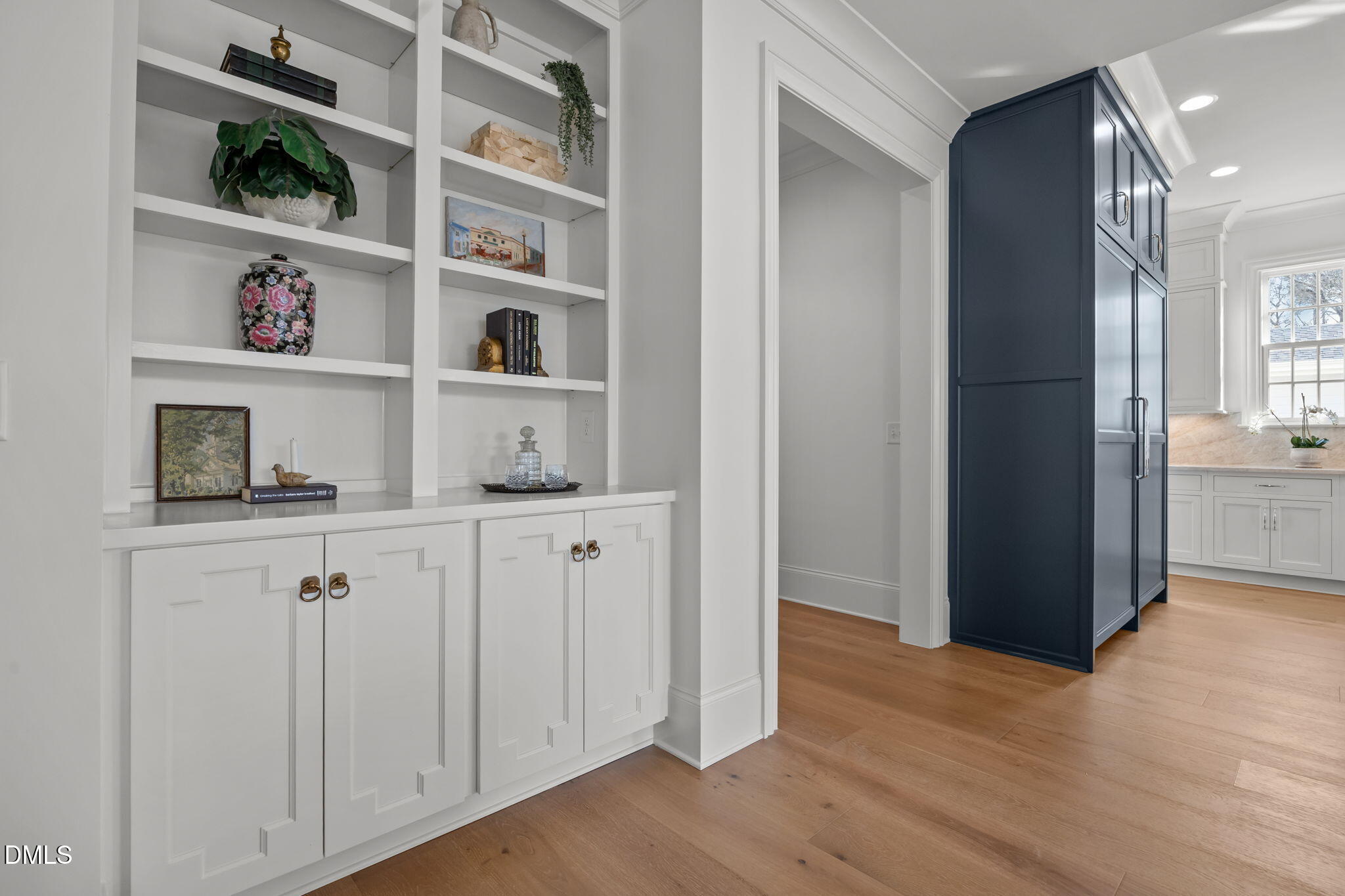 126 East Drewry Lane Raleigh, NC 27609 - Photo 13 of 59 159-web-or-mls-IMG_2011