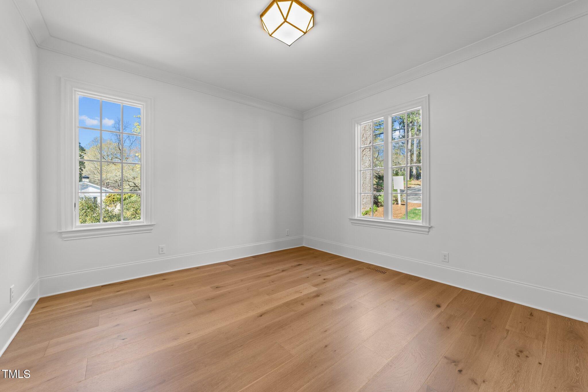 126 East Drewry Lane Raleigh, NC 27609 - Photo 25 of 59 9-web-or-mls-3D5A8189