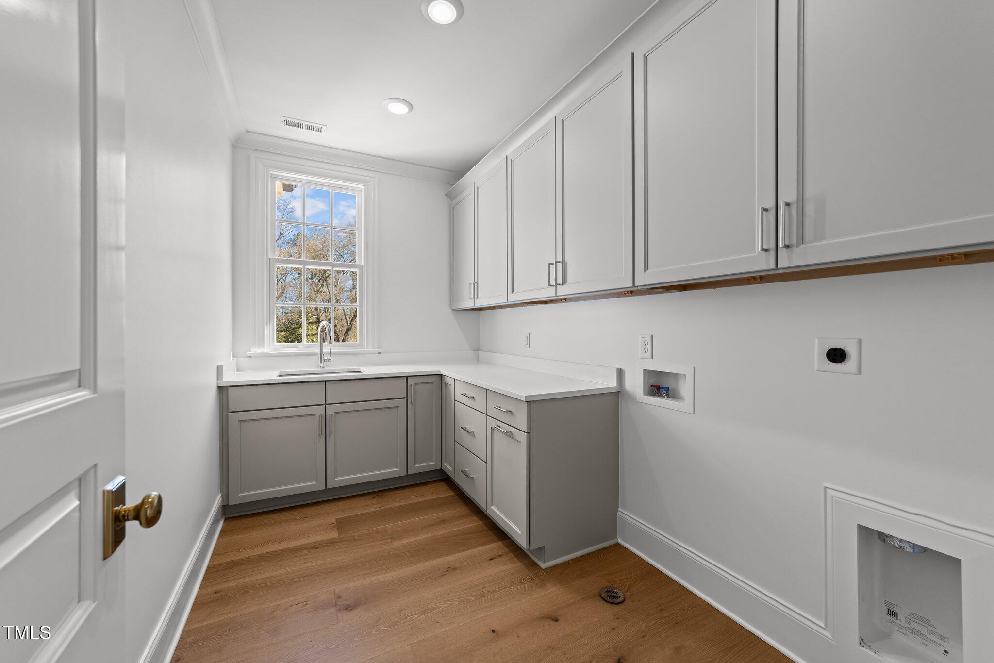 126 East Drewry Lane Raleigh, NC 27609 - Photo 34 of 59 38-web-or-mls-3D5A8282