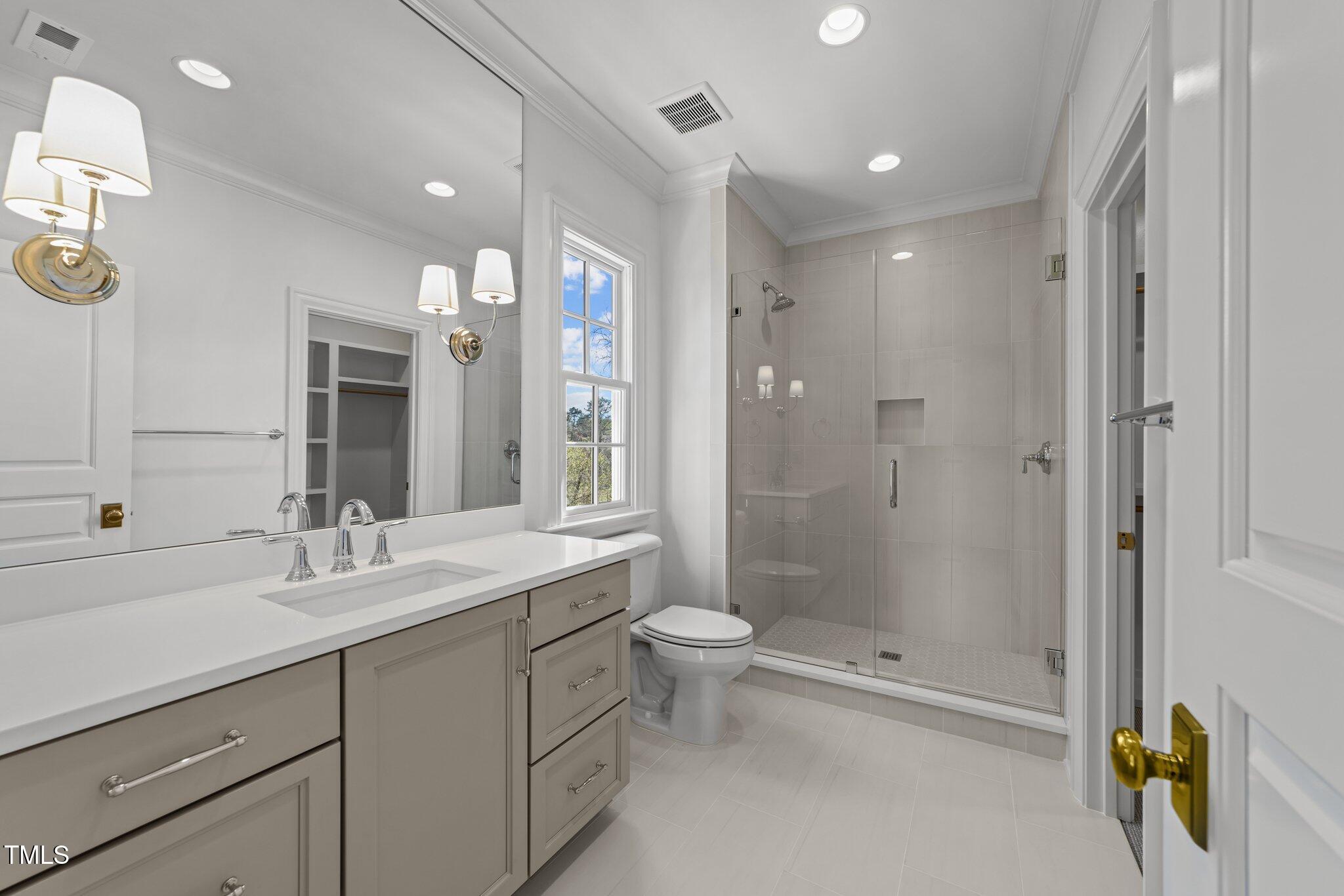 126 East Drewry Lane Raleigh, NC 27609 - Photo 36 of 59 46-web-or-mls-3D5A8312