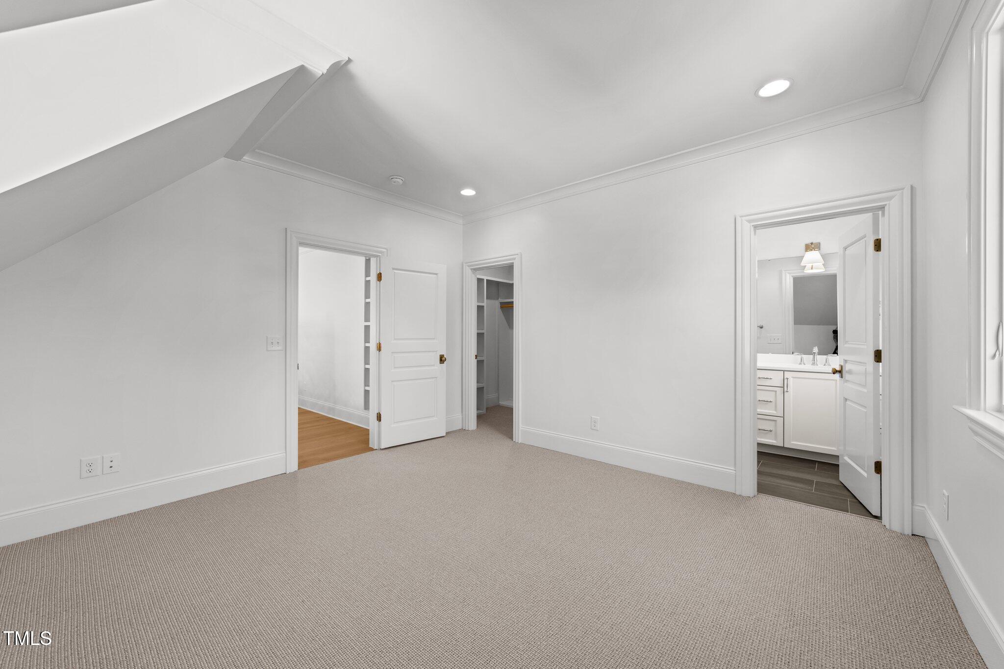 126 East Drewry Lane Raleigh, NC 27609 - Photo 38 of 59 34-web-or-mls-3D5A8270