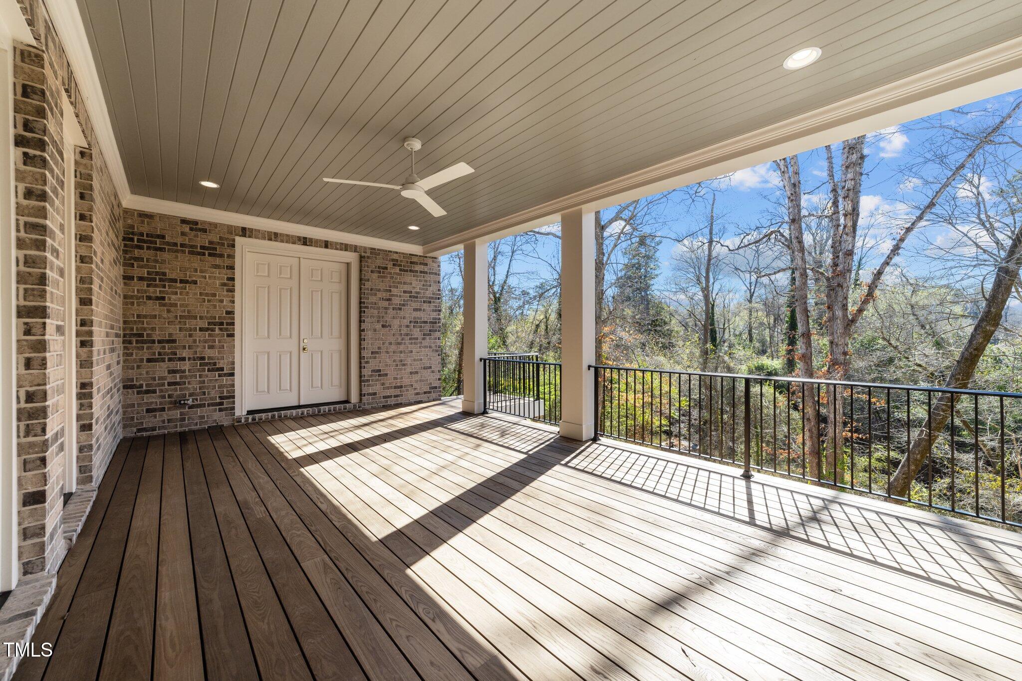 126 East Drewry Lane Raleigh, NC 27609 - Photo 48 of 59 19-web-or-mls-3D5A8220