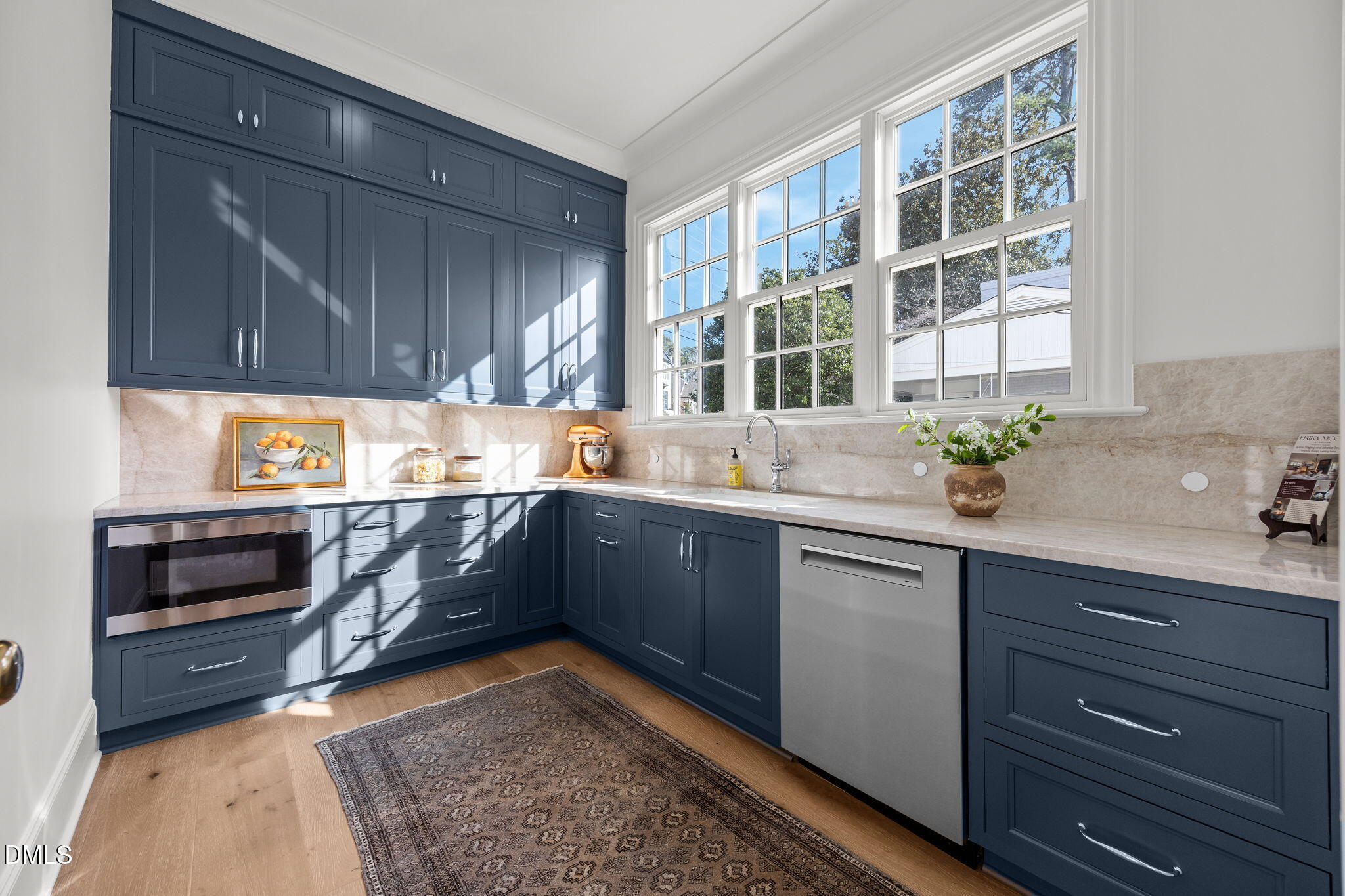 126 East Drewry Lane Raleigh, NC 27609 - Photo 10 of 59 154-web-or-mls-IMG_1987