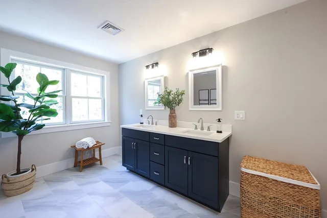 $859,000 | 37 Thomas Mann Circle, Unit 23, Norfolk, MA 02056