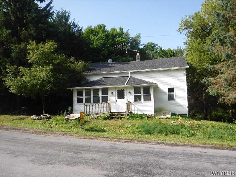 5522 Battin Road Gainesville, NY 14550 - Photo 1 of 1 Exterior Front.