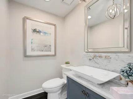 $1,899,000 | 11 West Birchwood Avenue, Hinsdale, IL 60521