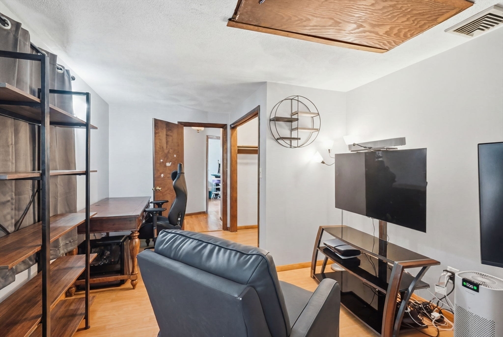 31 Herrick Road Peabody, MA 01960 - Photo 18 of 23