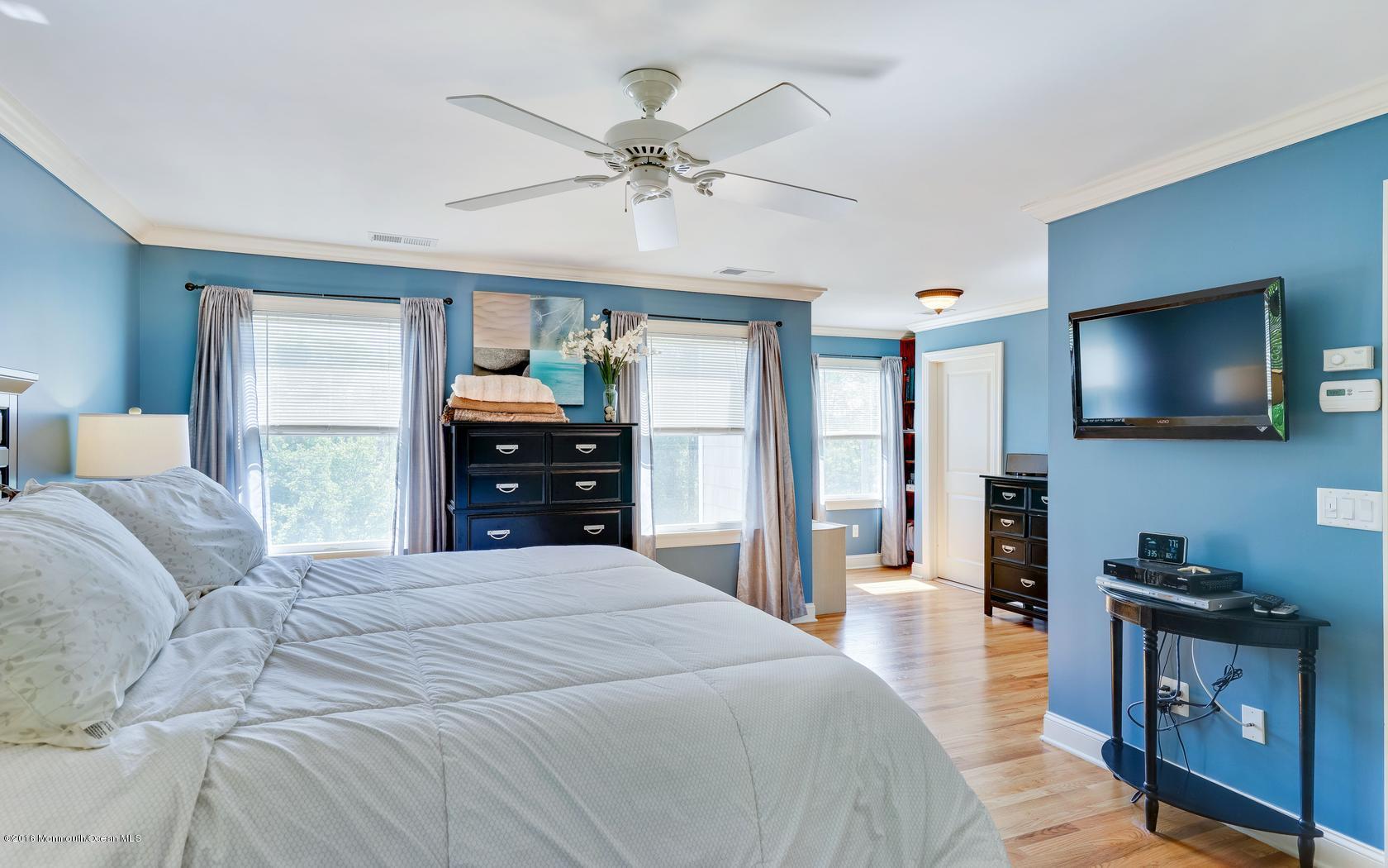 107 Hilltop Road Howell, NJ 07731 - Photo 31 of 48 16-photo-web-1680x1050-180812