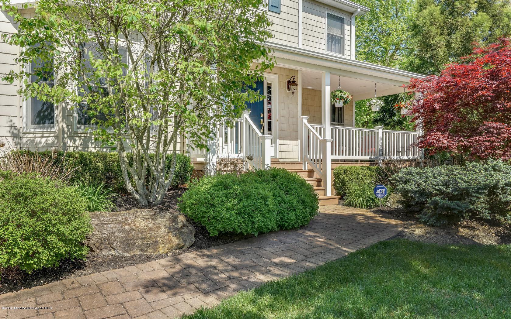 107 Hilltop Road Howell, NJ 07731 - Photo 4 of 48 5-photo-web-1680x1050-560608