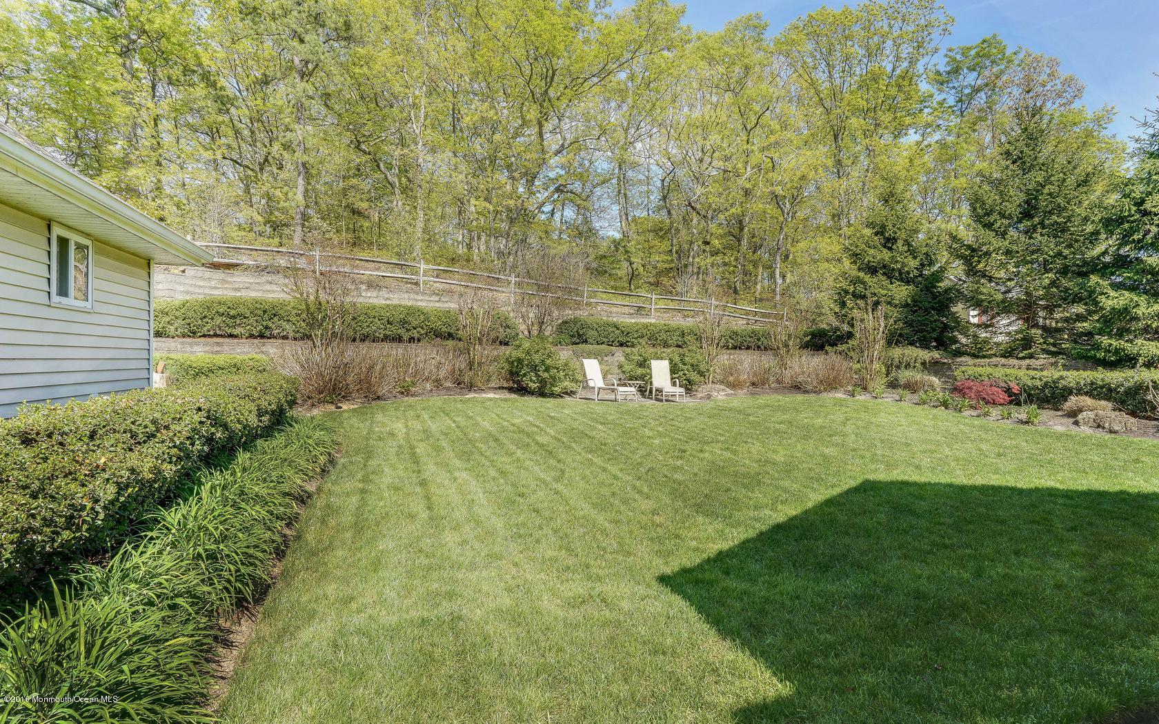 107 Hilltop Road Howell, NJ 07731 - Photo 45 of 48 59-photo-web-1680x1050-597089