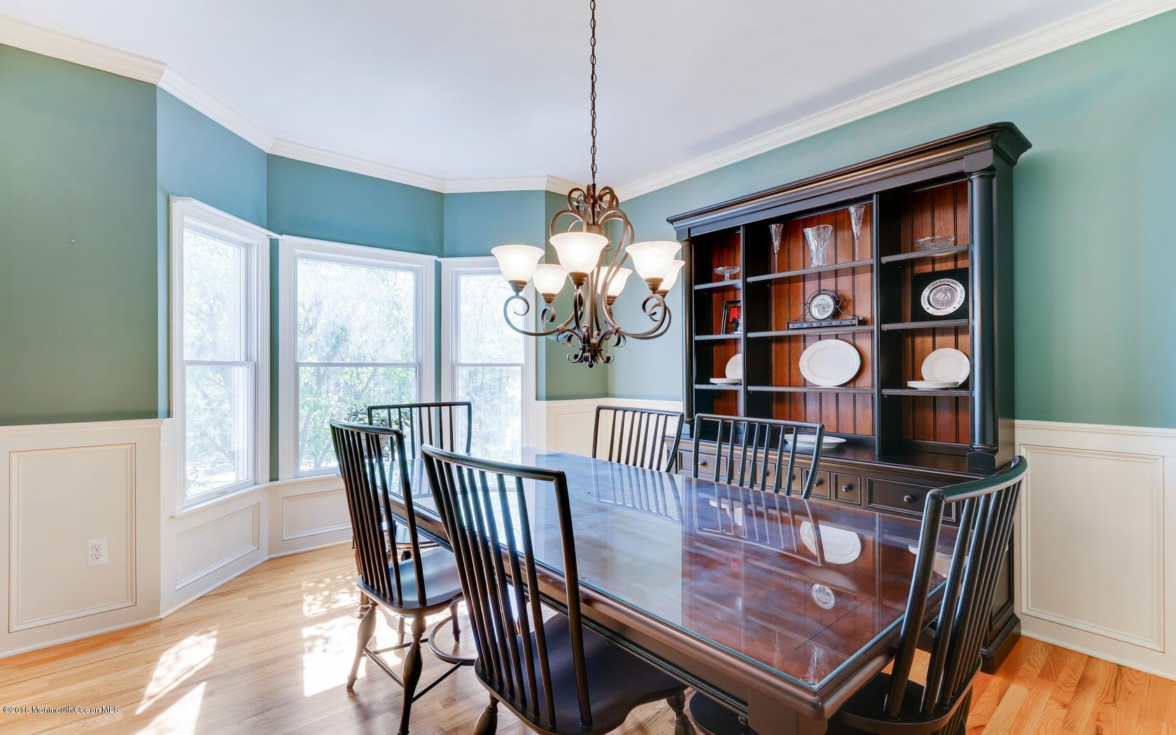 107 Hilltop Road Howell, NJ 07731 - Photo 9 of 48 31-photo-web-1680x1050-211290