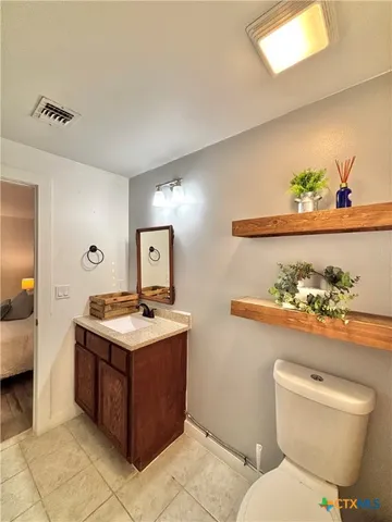 $319,000 | 510 10th Street, Port O'Connor, TX 77982