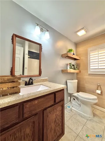 $319,000 | 510 10th Street, Port O'Connor, TX 77982