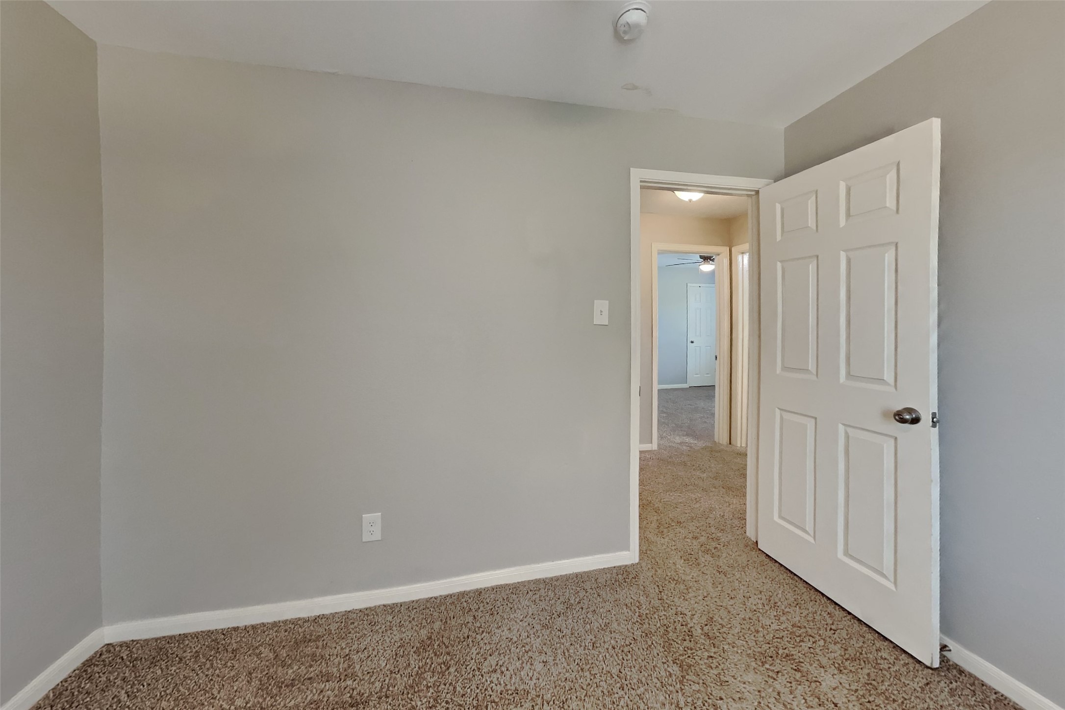4294 Medina River Loop Spring, TX 77386 - Photo 14 of 20 Gallery Image 14