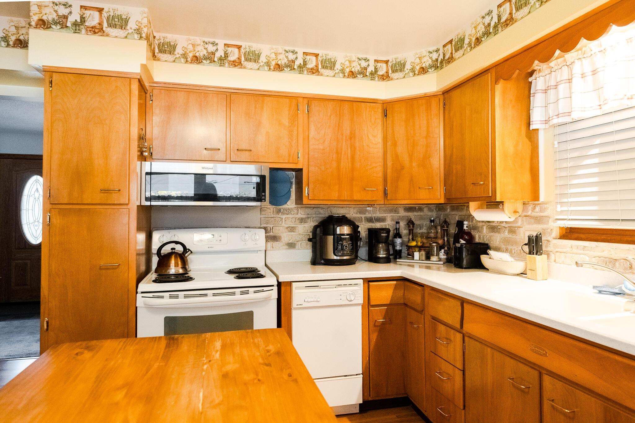 2893 Hampton Road South Columbus, OH 43232 - Photo 11 of 22 DSC07637