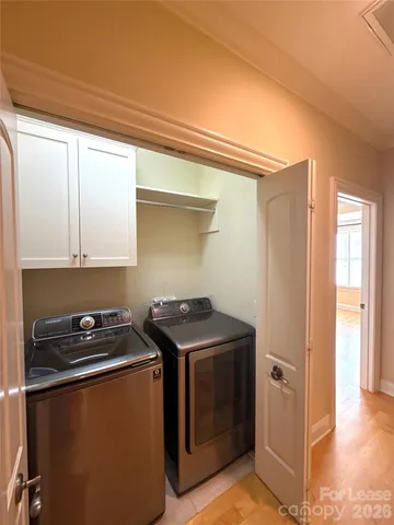 $3,500 | 1109 South Kings Drive, Charlotte, NC 28207