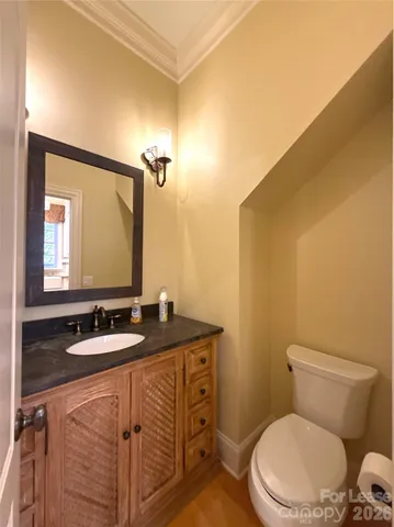 $3,500 | 1109 South Kings Drive, Charlotte, NC 28207