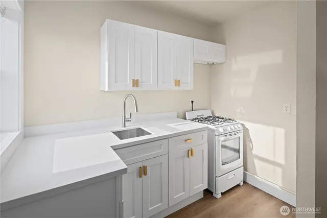 $6,200,000 | 321 Broadway East, Seattle, WA 98102