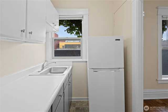 $6,200,000 | 321 Broadway East, Seattle, WA 98102