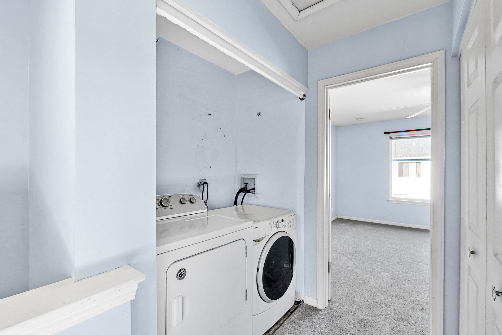 1645 Apple Tree Lane West Chicago, IL 60185 - Photo 13 of 20 a utility room with dryer and washer
