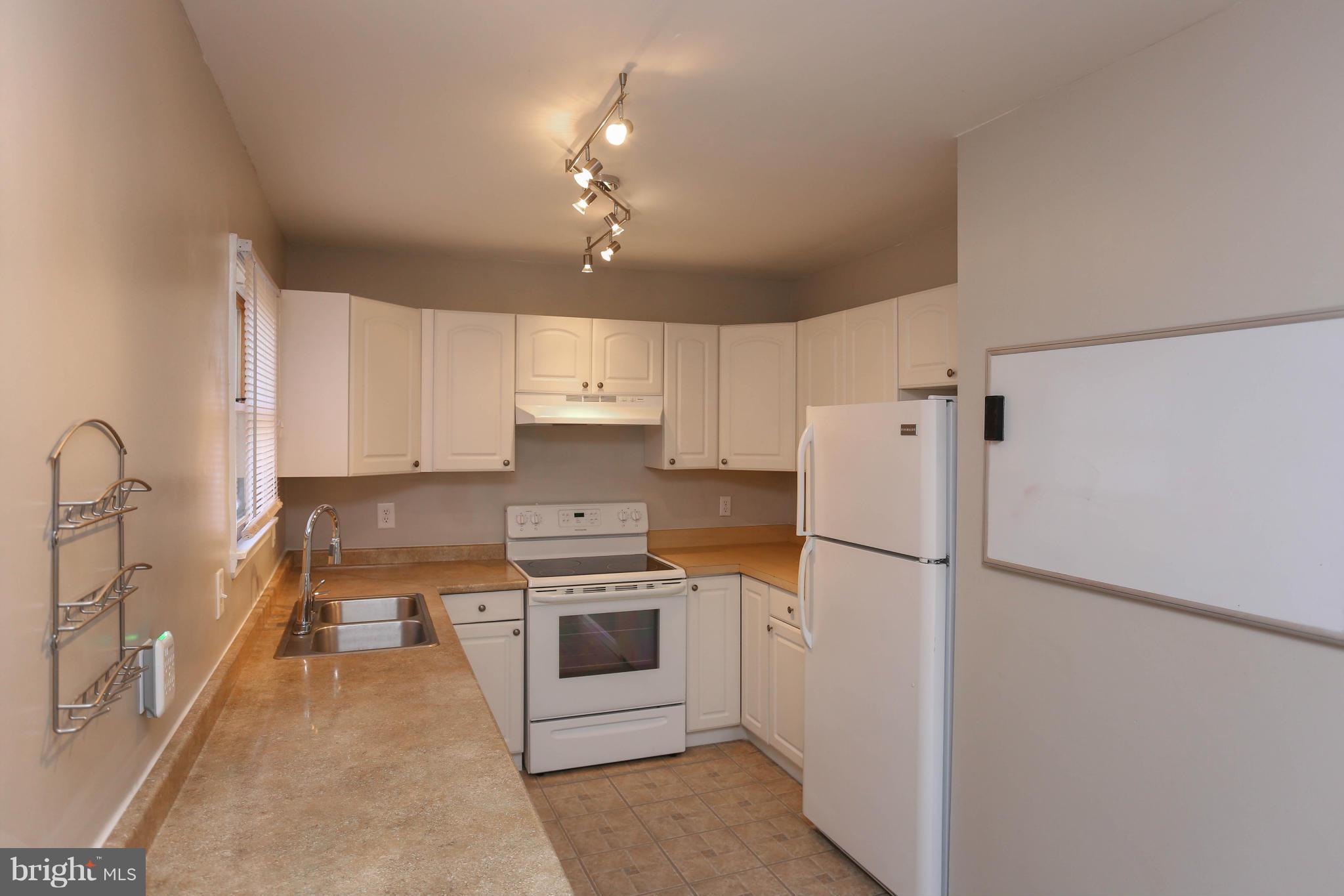 8113 Beverly Road Severn, MD 21144 - Photo 2 of 30 Kitchen