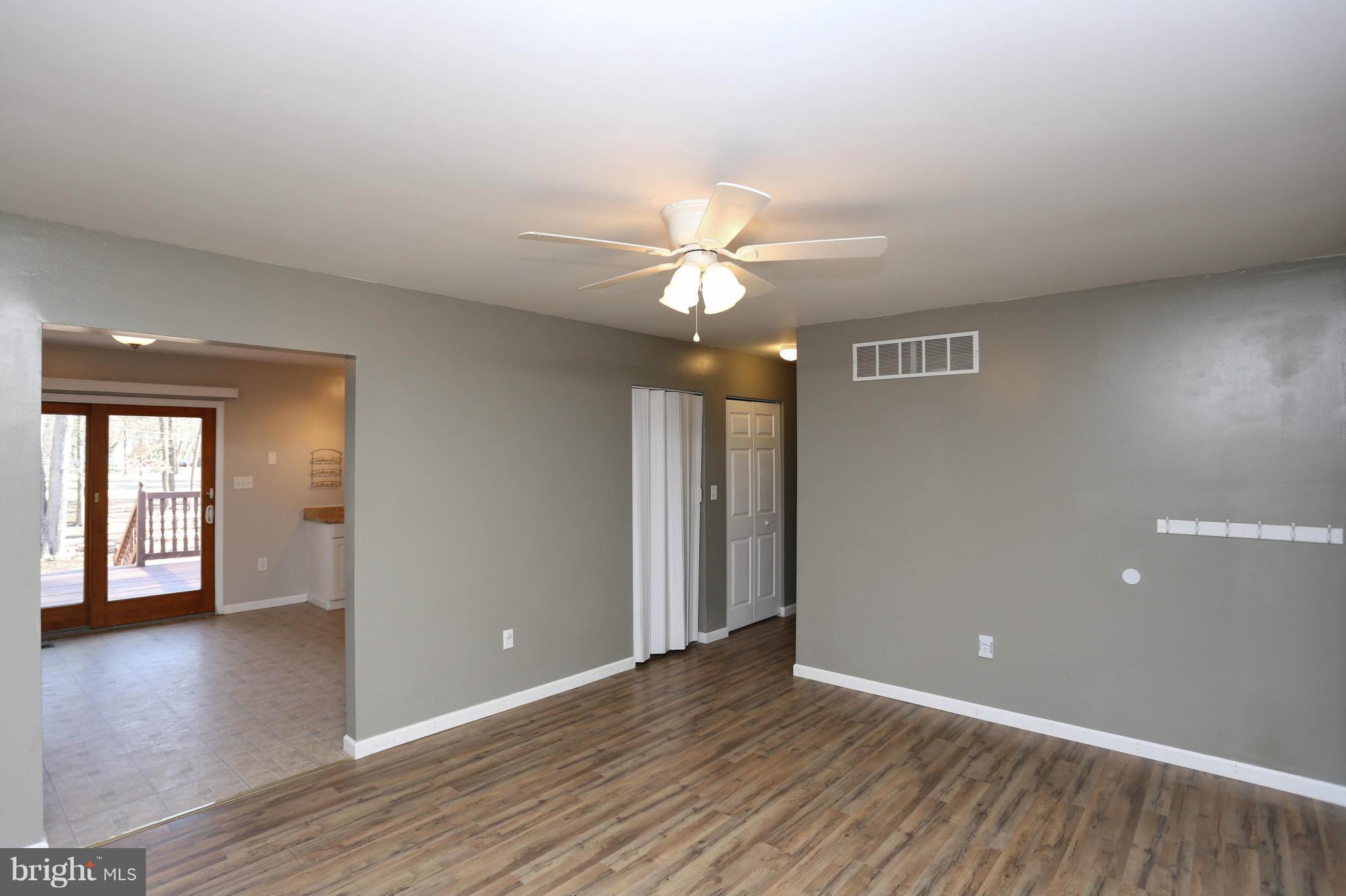 8113 Beverly Road Severn, MD 21144 - Photo 5 of 30 Living Room