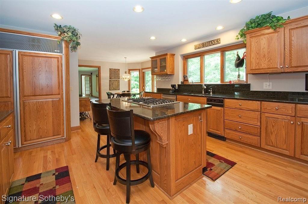 1803 Buell Court Rochester, MI 48306 - Photo 3 of 25 Kitchen View 1.jpg