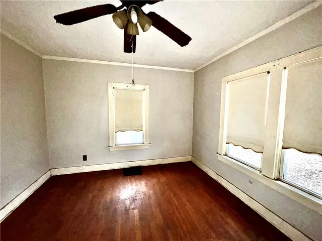 $79,000 | 718 Thompson Avenue, St. Joseph, MO 64504