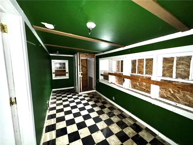 $79,000 | 718 Thompson Avenue, St. Joseph, MO 64504