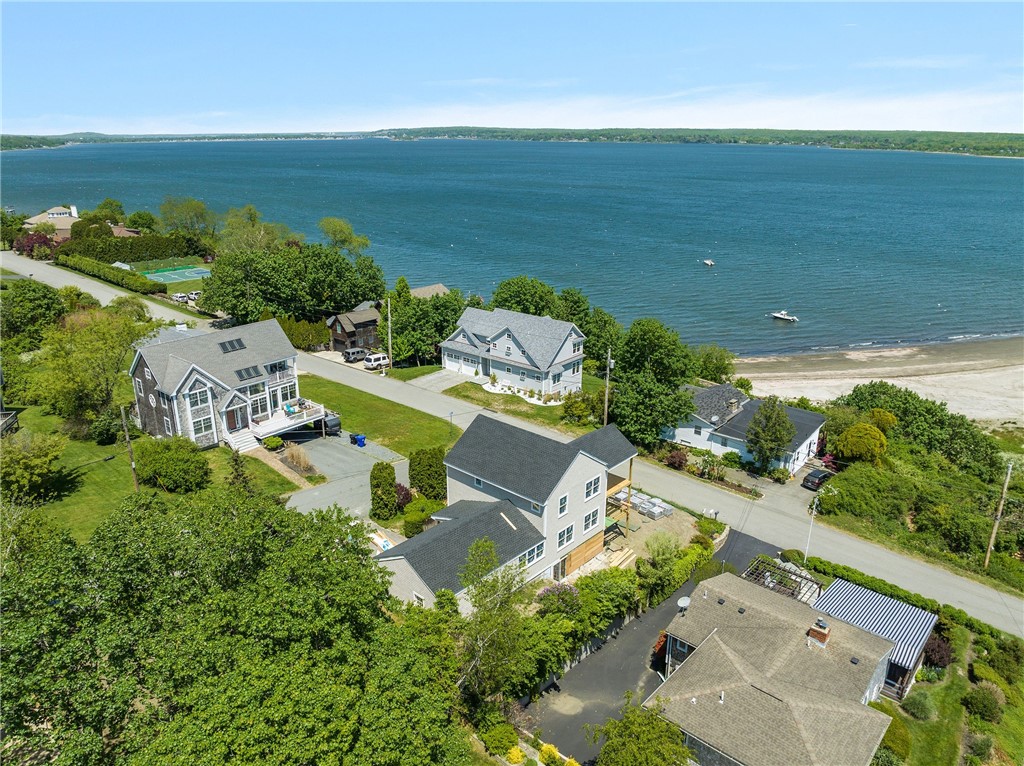 121 Robin Road Portsmouth, RI 02871 - Photo 26 of 37 May 18, 2023