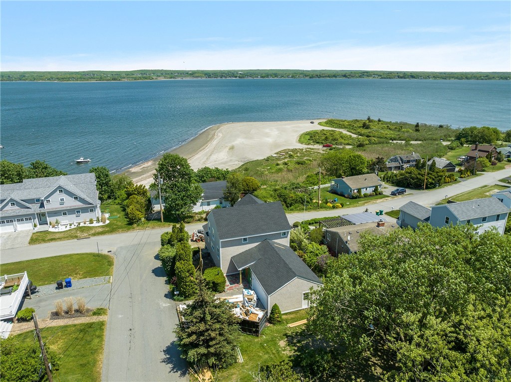 121 Robin Road Portsmouth, RI 02871 - Photo 27 of 37 May 18, 2023