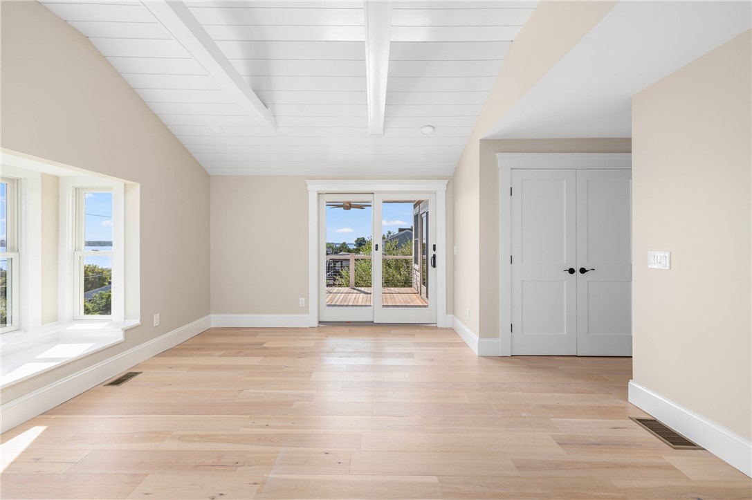 121 Robin Road Portsmouth, RI 02871 - Photo 8 of 37 Primary Bedroom