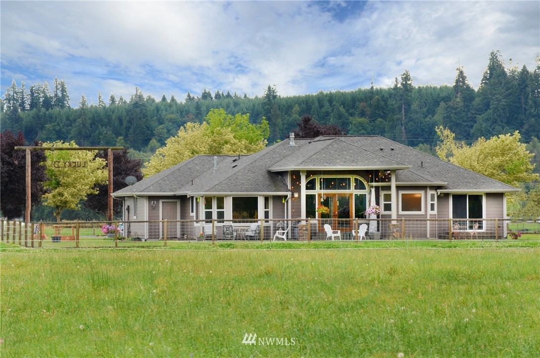 9416 James Road Southwest Rochester, WA 98579 - Photo 1 of 32