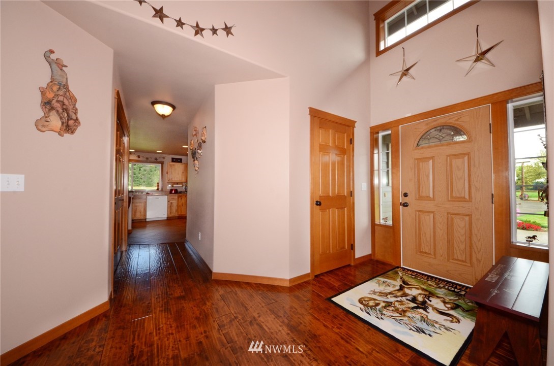 9416 James Road Southwest Rochester, WA 98579 - Photo 6 of 32