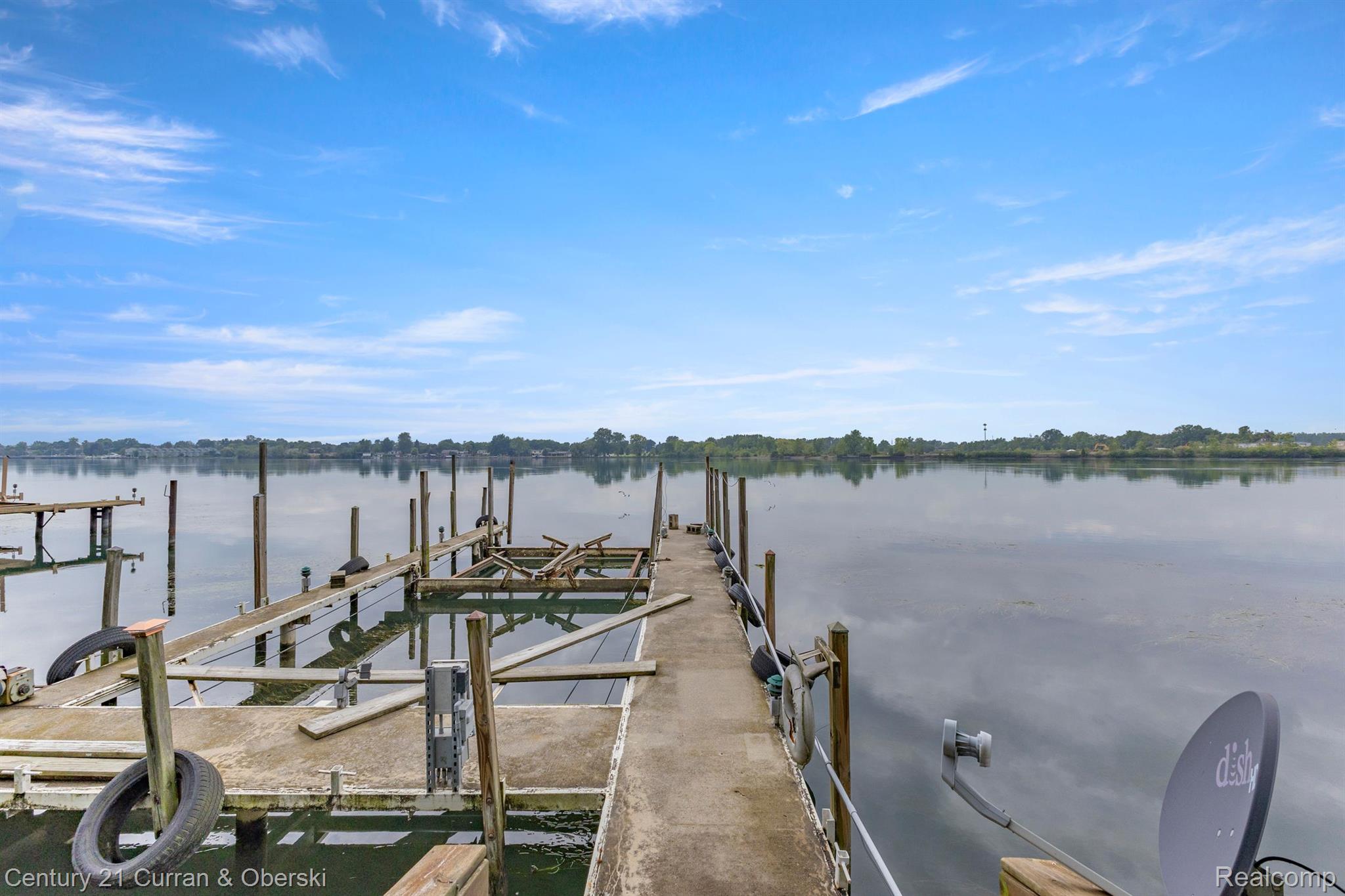W West River Road Grosse Ile, MI 48138 - Photo 3 of 7 Gallery Image 3