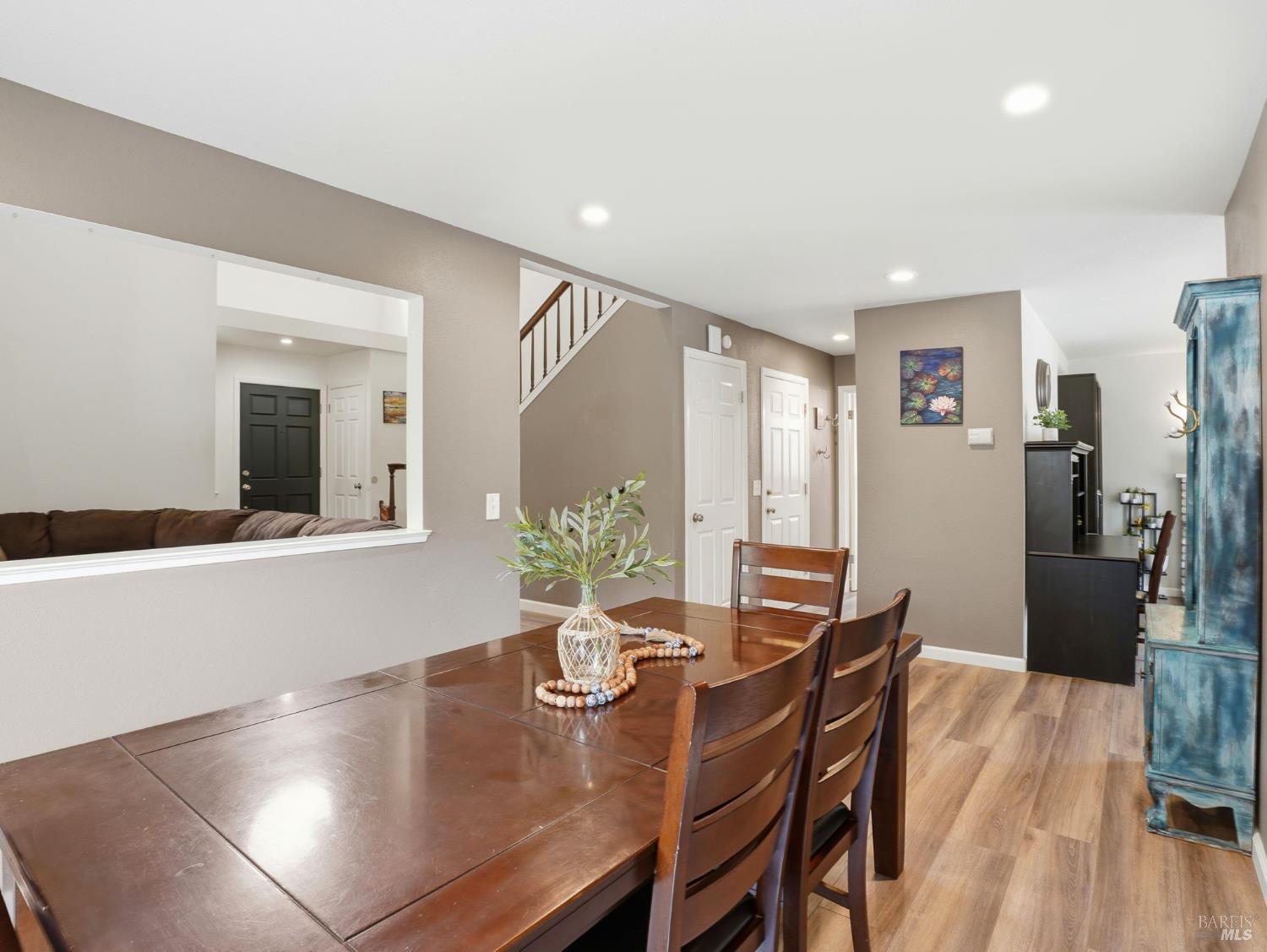 2787 Royal Oak Place Santa Rosa, CA 95403 - Photo 7 of 37