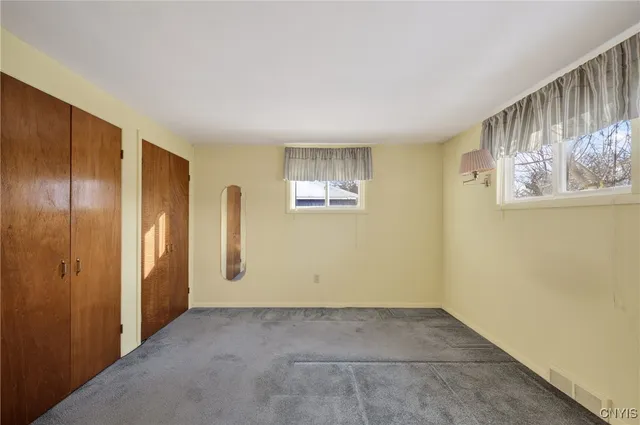 $179,000 | 309 Rebecca Street, Clay, NY 13212