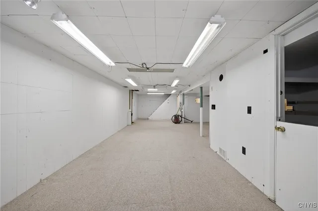 $179,000 | 309 Rebecca Street, Clay, NY 13212