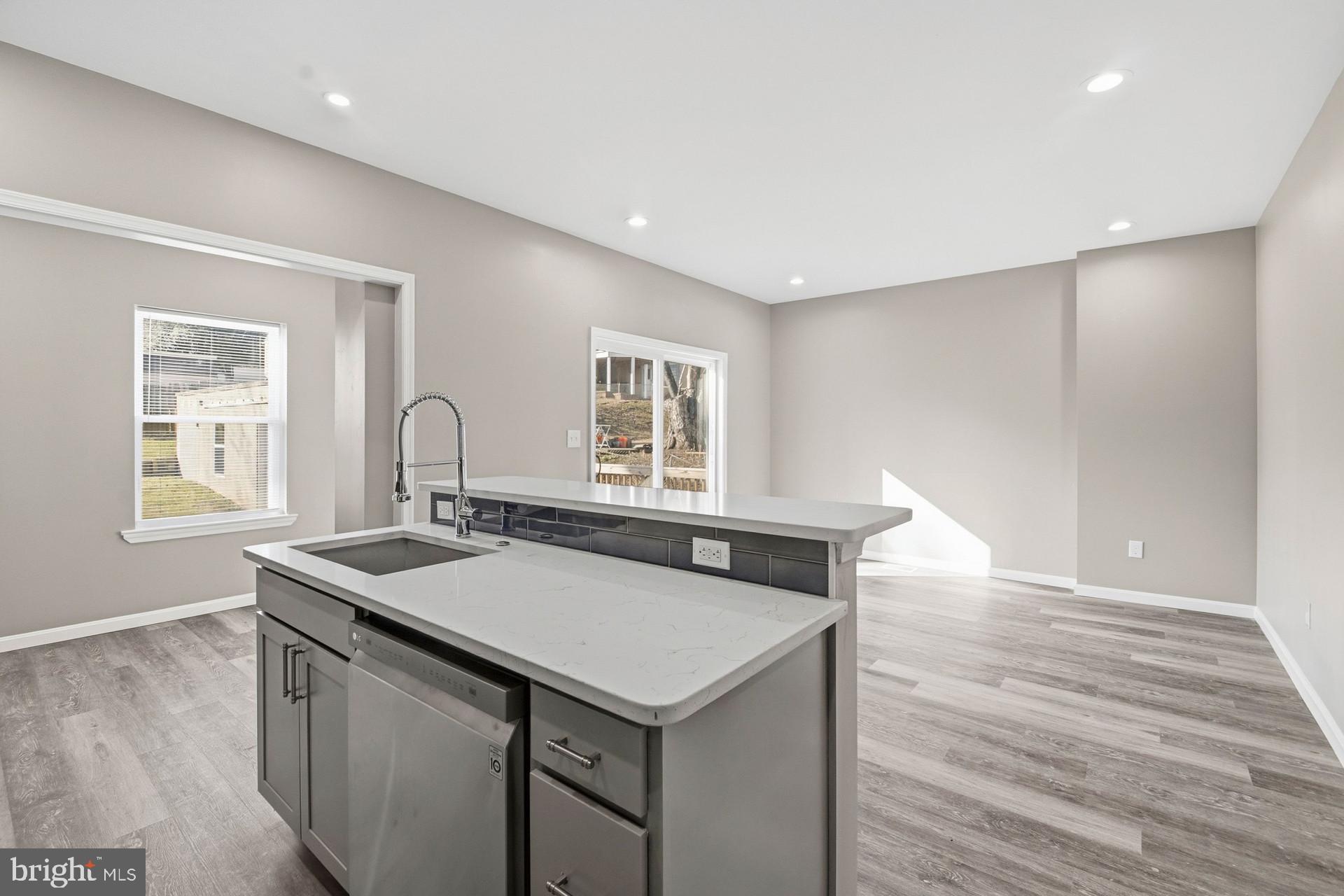 514 Maiden Choice Lane Catonsville, MD 21228 - Photo 15 of 28