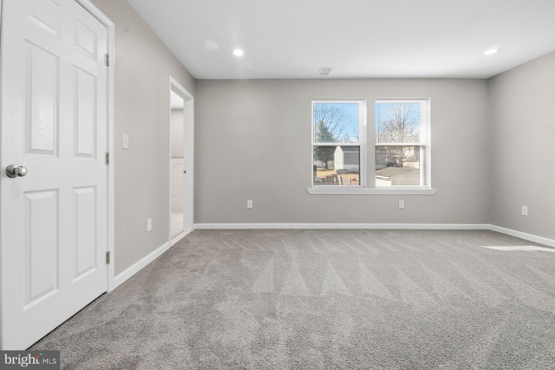 514 Maiden Choice Lane Catonsville, MD 21228 - Photo 17 of 28