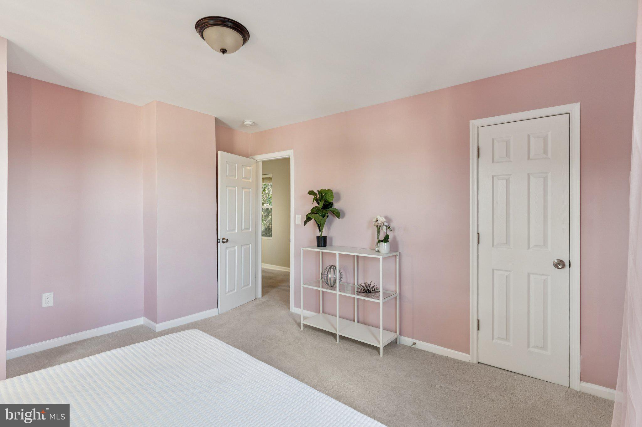4001 Shepherd Street Brentwood, MD 20722 - Photo 21 of 39 a view of a livingroom with furniture