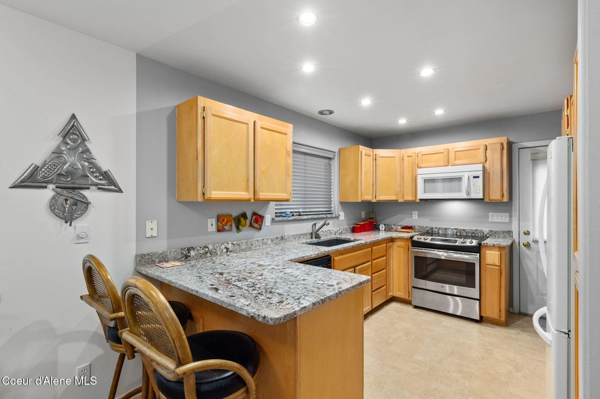 858 North Government Way Coeur D'Alene, ID 83814 - Photo 8 of 30 8-web-or-mls-858 N Government Wy-13