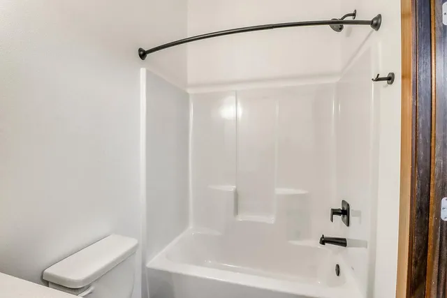 $400,000 | 1153 45th Avenue South, Moorhead, MN 56560