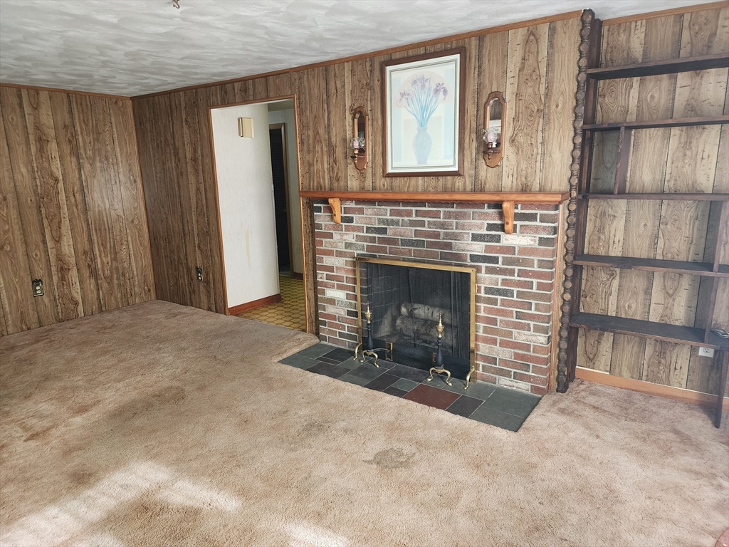 53 Holden Street Springfield, MA 01119 - Photo 12 of 14