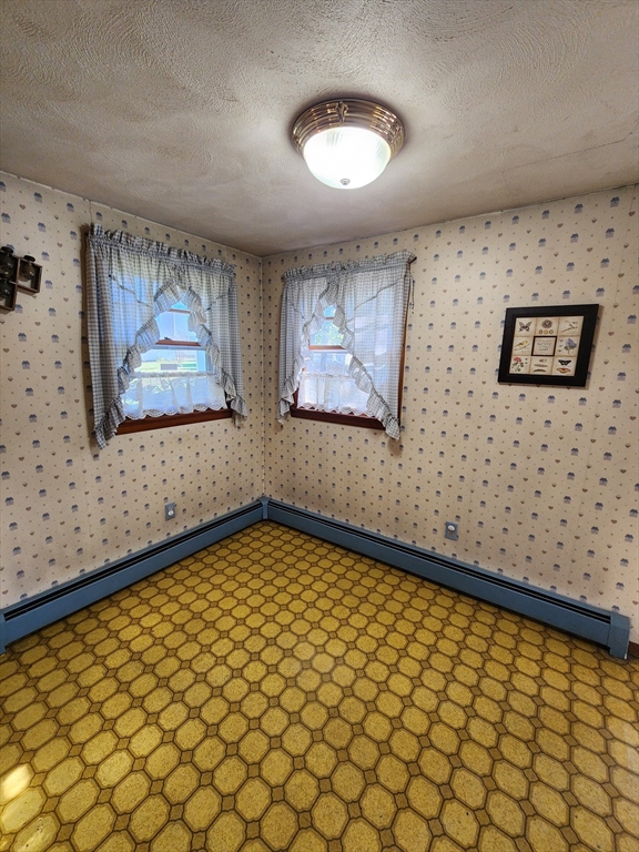 53 Holden Street Springfield, MA 01119 - Photo 4 of 14