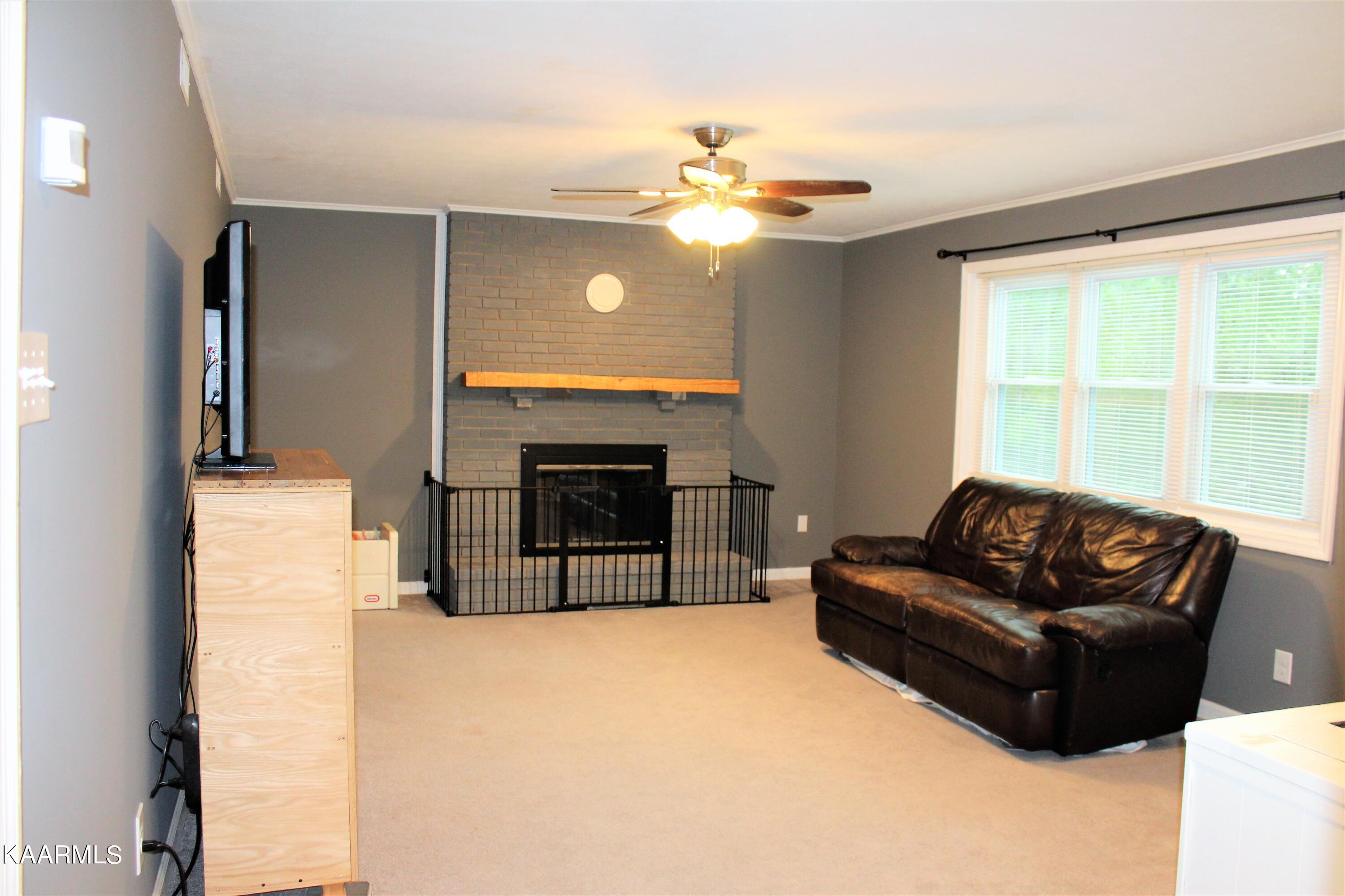 238 Pine Ridge Road Clinton, TN 37716 - Photo 28 of 53 IMG_7679