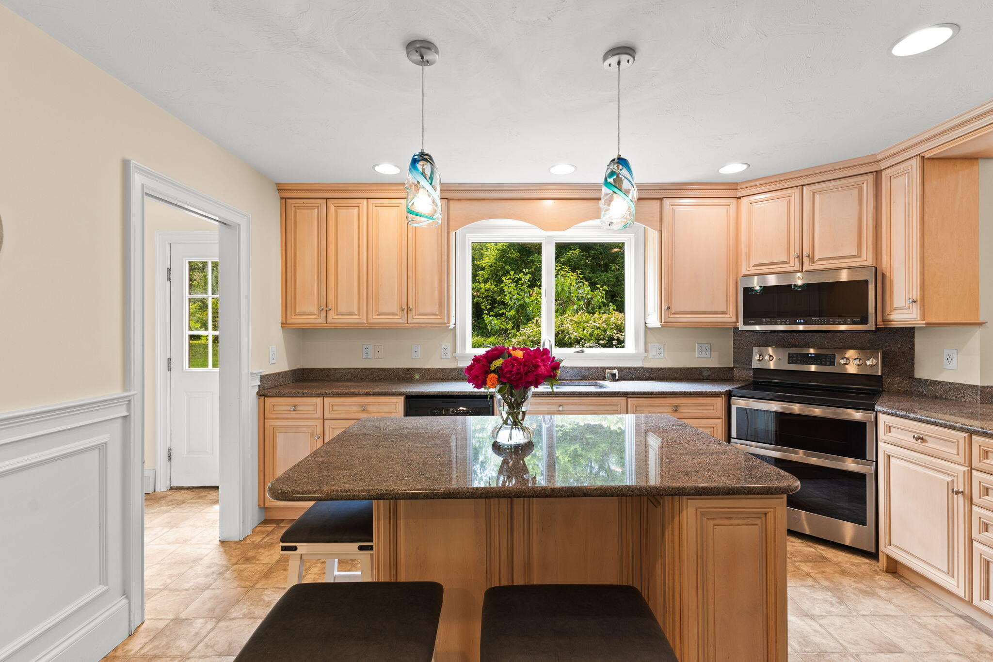 12 Phoebe's Close Orleans, MA 02653 - Photo 12 of 47 43-web-or-mls-0129_Pheobes Close_