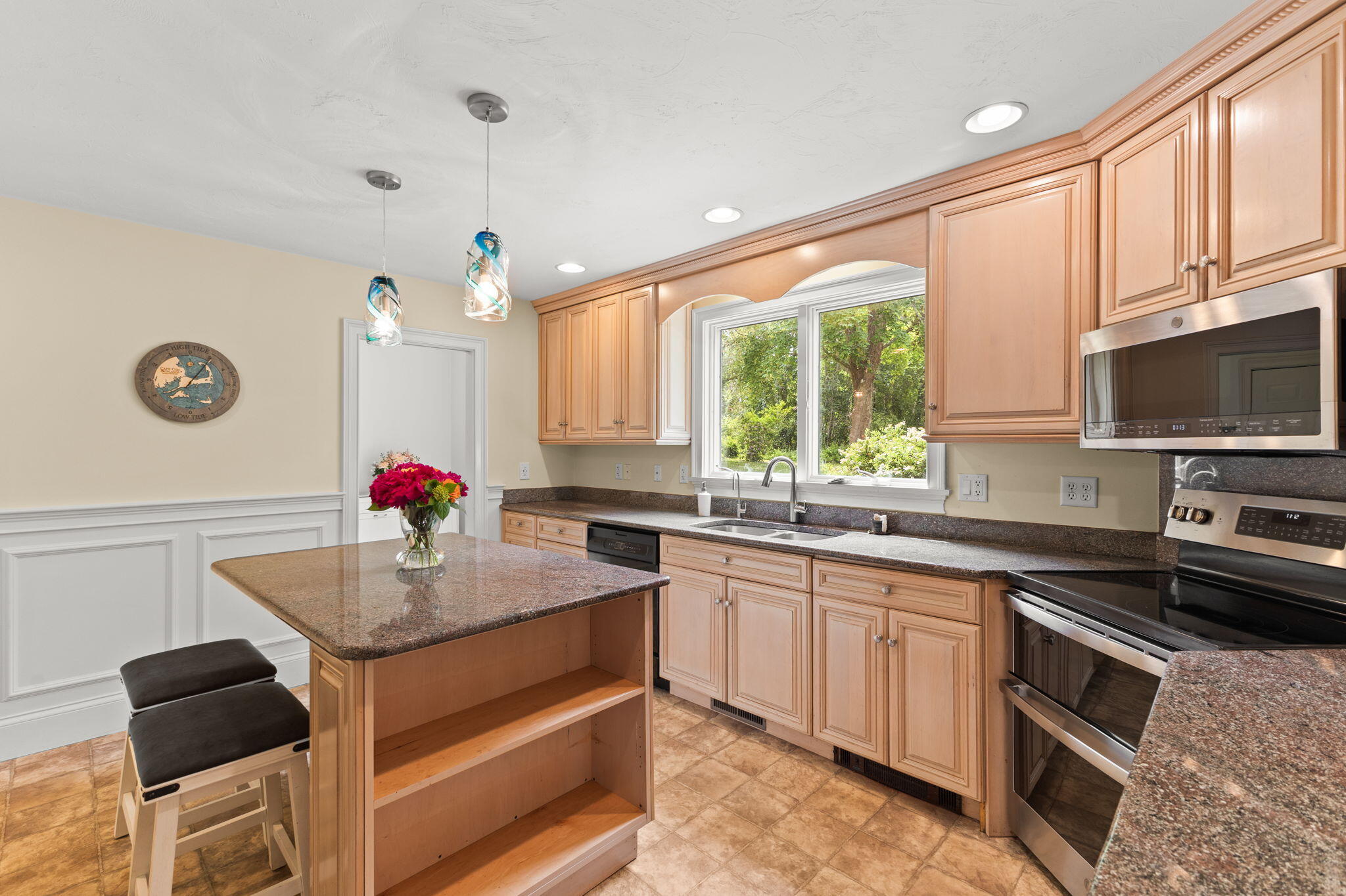 12 Phoebe's Close Orleans, MA 02653 - Photo 13 of 47 41-web-or-mls-0123_Pheobes Close_